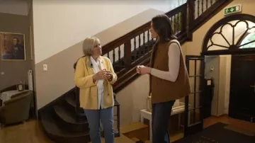 Veste Sezane Carlo portée par Molly Hunter comme on le voit dans Today le 18 juillet 2025