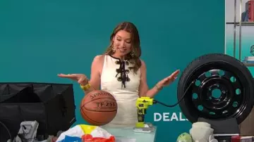 Derek Lam 10 Crosby Petra Dress worn by Courtney Cason as seen in CBS Mornings on July 18, 2025