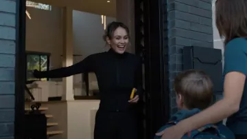 Veste courte Define Lululemon portée par Jordan Pierce comme on le voit dans Accusé (S02E06)