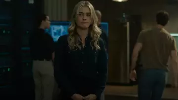 Lucky Brand Western Denim Shirt worn by Rebecca 'Bex' Henderson (Melissa Roxburgh) as seen in The Hunting Party (S01E05)