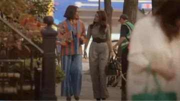 And Just Like That Kristin Davis Black Buckle Leather Bag of Charlotte York (Kristin Davis) in And Just Like That… (S03E08)