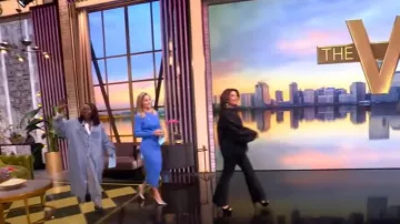 Falda de canalé de columna Ryanne de Proenza Schouler usada por Sara Haines como se ve en The View el 15 de julio de 2025