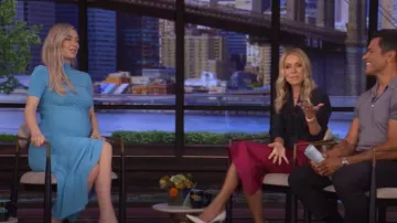 Vestido drapeado Alaia Bodycon usado por Vanessa Kirby como se ve en LIVE with Kelly and Mark el 23 de julio de 2025