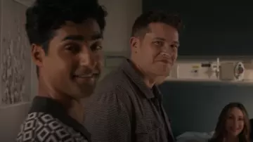 Chemise Rails Kerouac portée par Evan Buckley (Oliver Stark) comme on le voit dans 9-1-1 (S08E18)