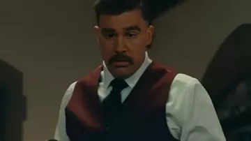 Travis Kelce Happy Gilmore 2 Maroon Vest (Travis Kelce) in Happy Gilmore 2