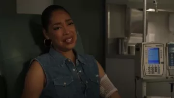 Madre La camiseta sin mangas anudada de Exes usada por Tommy Vega (Gina Torres) como se ve en 9-1-1: Lone Star (S05E09)