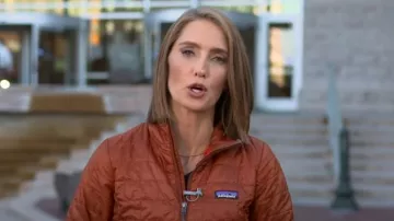 Veste Patagonia Nano Puff portée par Kayna Whitworth vue dans Good Morning America le 24 juillet 2025