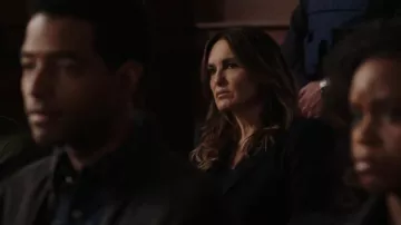 Alexander Mcqueen Crepe Blazer worn by Olivia Benson (Mariska Hargitay) as seen in Law & Order: Special Victims Unit (S26E11)