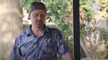 Izod Saltwater Dockside Chambray Short Sleeve Button-Down Shirt worn by Gino Palazzolo as seen in 90 Day Fiancé: Happily Ever After? (S09E03)