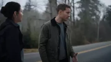 Peregrine Wax Clifton Jacket worn by Colter Shaw (Justin Hartley) as seen in Tracker (S02E18)