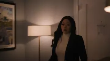 Blazer de duquesa de Smythe usado por Reenie Greene (Fiona Rene) como se ve en Tracker (S02E19)