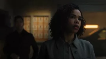 Wilfred cruise linen little cropped jacket worn by Sheryll Barnes (Roxy Sternberg) as seen in FBI: Most Wanted (S06E21)