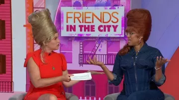 Top Bustier de mezclilla con ribete de malla de Jean Paul Gaultier usado por Tyra Banks como se ve en Today with Jenna & Friends el 30 de julio de 2025