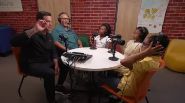 TravisMathew Wanderlust Quarter Zip Pullover worn by Carson Daly as seen in Today on July 30, 2025