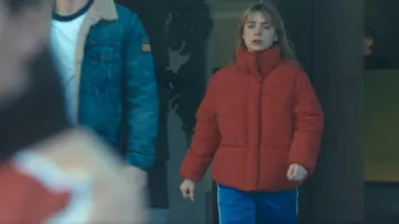 Pantalon de survêtement ample Adidas porté par Amaia Olaberria (Clara Galle) comme on le voit dans Olympo (S01E05)