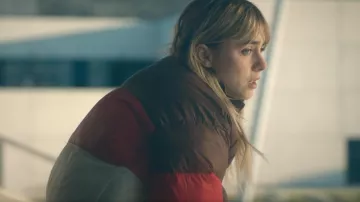 Mango Tricolour Quilted Jacket worn by Amaia Olaberria (Clara Galle) as seen in Olympo (S01E07)