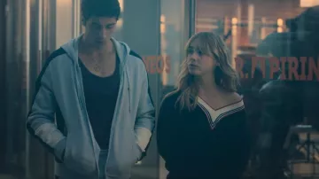 Sandro Wool And Cashmere Jumper worn by Amaia Olaberria (Clara Galle) as seen in Olympo (S01E07)
