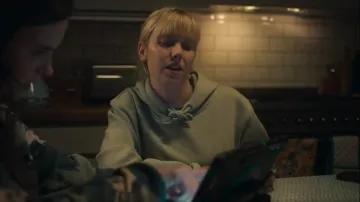 Jack & Jones Super Oversized Hoodie worn by DS Karen Pirie (Lauren Lyle) as seen in Karen Pirie (S02E02)