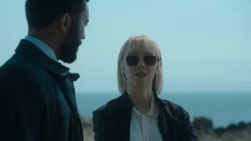 Lunettes de soleil Ray Ban Unisexe Aviator Reverse portées par DS Karen Pirie (Lauren Lyle) comme on le voit dans Karen Pirie (S02E03)