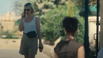 Short plissé solide Timberland porté par DS Karen Pirie (Lauren Lyle) comme on le voit dans Karen Pirie (S02E03)