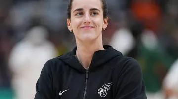 Sudadera con capucha Caitlin Clark Indiana Fever negra