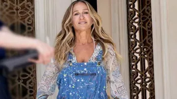 This Splatter Print Overalls worn by Carrie Bradshaw (Sarah Jessica Parker) in And Just Like That… (S03E05)