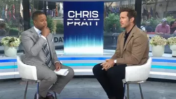 Zegna Oasi Lino Regular Fit Jacket worn by Chris Pratt as seen in Today on August 4, 2025