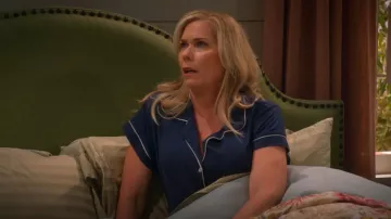 Eberjey Gisele Shortsleeve Cropped Pyjama porté par Leanne (Leanne Morgan) comme on le voit dans Leanne (S01E02)