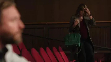 Celine Luggage Leather Handbag worn by Alexa Crowe (Lucy Lawless) as seen in My Life Is Murder (S05E01)