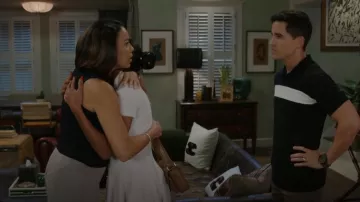 Michael Kors Colby Medium Bag worn by Dr. Nicole Dupree Richardson (Daphnée Duplaix) as seen in Beyond the Gates (S01E92)