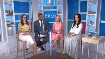 Blusa L'Agence Kori usada por Ana Huang como se ve en Today el 6 de agosto de 2025