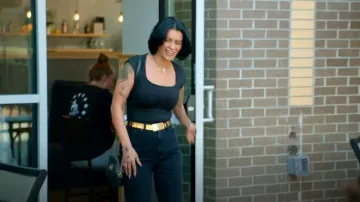 Bolso de hombro pequeño de cuero acolchado Gucci GG Marmont Camera usado por Brooke como se ve en The McBee Dynasty: Real American Cowboys (S02E04)
