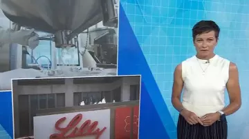 Top coquille ras du cou en laine et cachemire Vince porté par Stephanie Gosk, comme on le voit dans Today le 7 août 2025