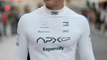 F1 White Shirt worn by Sonny Hayes (Brad Pitt) in F1