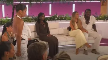 Robe Kookai Leni portée par Meg Moore vue dans Love Island (S12E37)