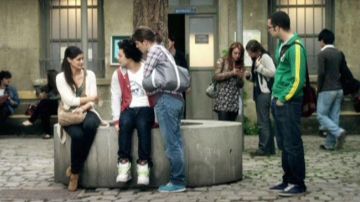 Bomba Reebok de Kev Adams en soda