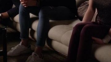 Adidas Stan Smith portés par Spencer dans Pretty little Liars