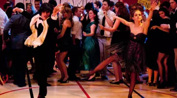 El vestido de Sam (Emma Watson) "Homecoming" en Charlie's World