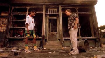 Nike shoes Cortez Sal (Danny Aiello) in Do the right thing