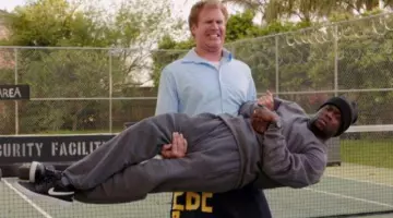 Les sneakers Nike Air Jordan V2 Low Black de Darnell Lewis (Kevin Hart) dans Get Hard