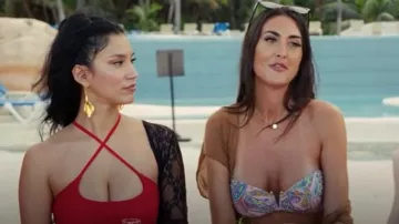 Luli Fama - Haut Bandeau en V en or porté par Elise, comme on le voit dans 90 jours : À la recherche de l’amour (S01E01)