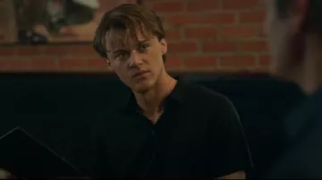 Mango Fine Knit Polo worn by Conrad Fisher (Christopher Briney) as seen in The Summer I Turned Pretty (S03E06)