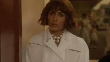 And Just Like That White Coat worn by Lisa Todd Wexley (Nicole Ari Parker) as seen in And Just Like That… (S03E10)