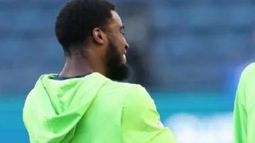 Chaqueta con capucha y media cremallera verde neón de los Seattle Seahawks usada por (DK Metcalf) como se ve en el Super Bowl XLIX Campeones: New England Patriots