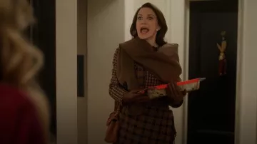Oscar de la Renta The Mini Poppy in Cognac worn by Charlotte York (Kristin Davis) as seen in And Just Like That… (S03E12)
