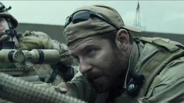 Fitted cap of Chris Kyle (Bradley Cooper) in American Sniper