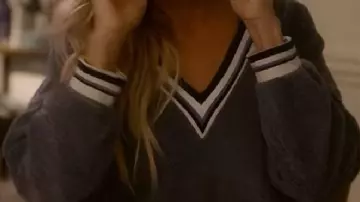 Sweater worn by Sarah Jessica Parker (Carrie Bradshaw) in And Just Like That S03