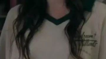 Resident Alien S04 Collared Sweater of Asta Twelvetrees (Sara Tomko) in Resident Alien (S04E10)