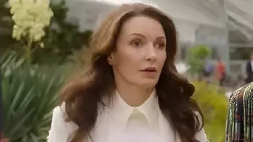 This White Wool Coat worn by Charlotte York (Kristin Davis) in And Just Like That… (S03E12)