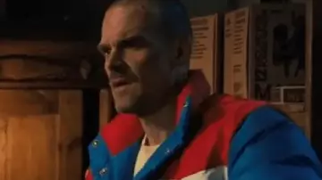 Stranger Things Jim Hopper Puffer Jacket of Jim Hopper (David Harbour) in Stranger Things (S04)